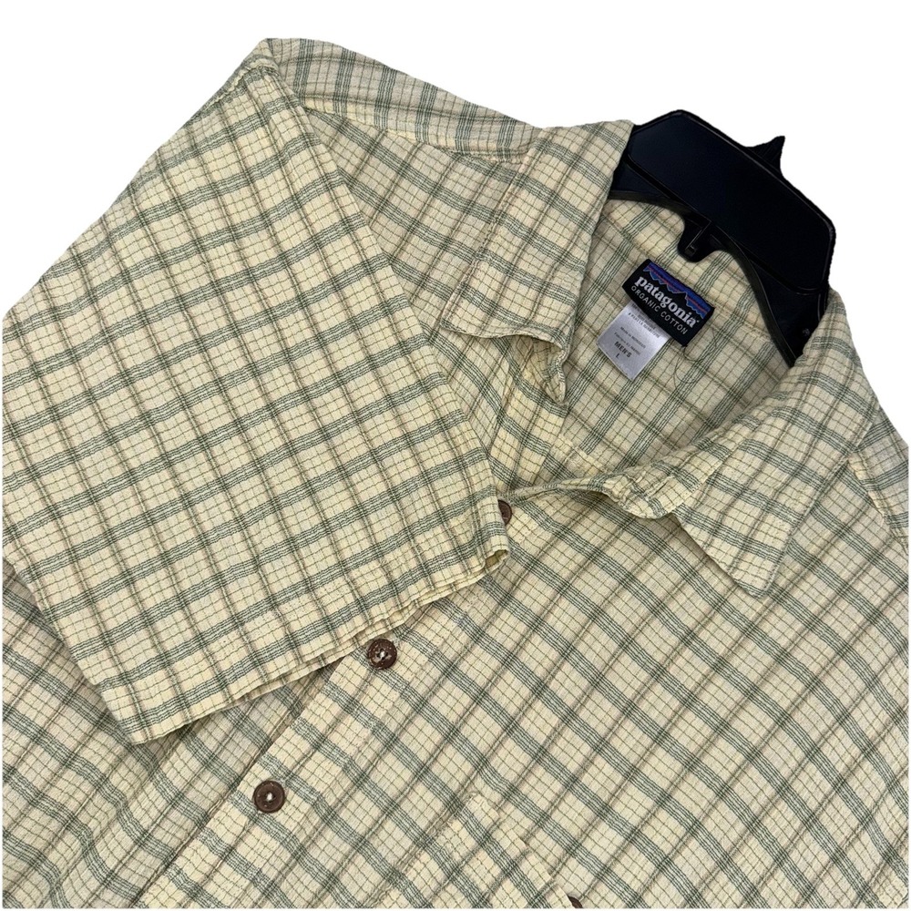 Patagonia Organic Cotton Yellow Green Plaid Button Up Shirt Mens Size‎ L Large